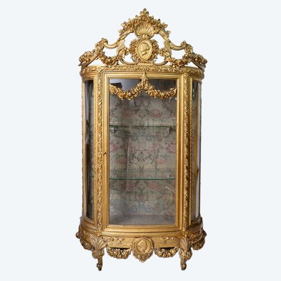 Vitrine ancienne Napoléon III en bois doré et sculpté. XIXe siècle.