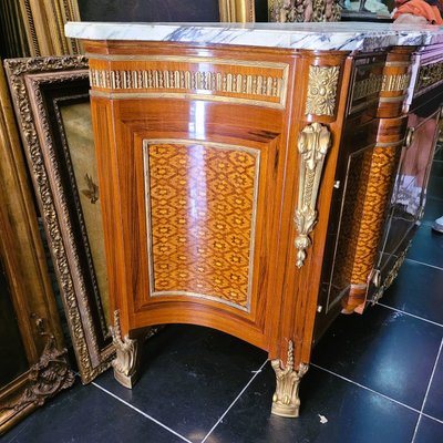Grosse commode en marqueterie et bronze, Napoléon III, début XXème siècle