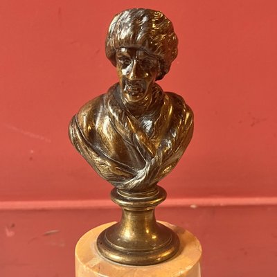 Voltaire e Rousseau, periodo della Restaurazione