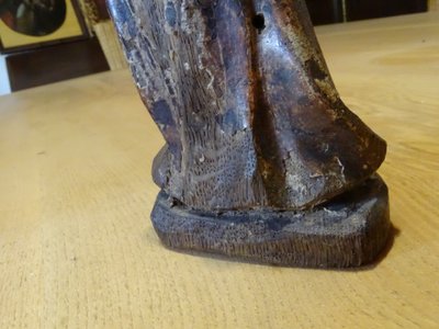 Wooden angel from the 17th century