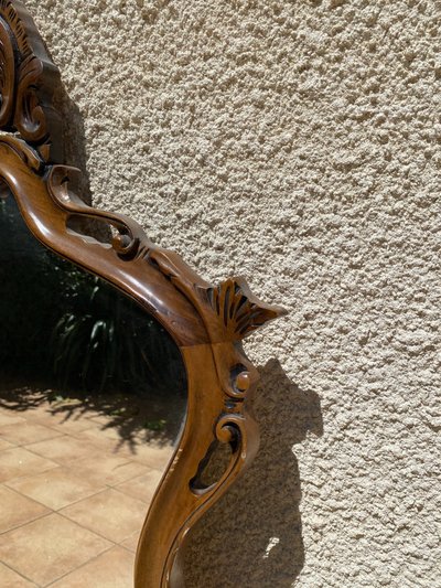 Miroir de style Rocaille en bois sculpté, Circa 1960 - 80x135 cm
