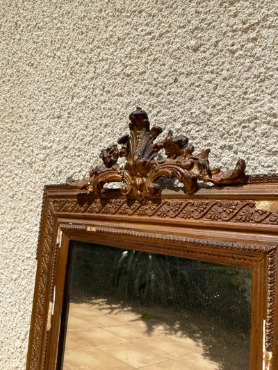 Miroir rectangulaire en bois à fronton ajouré, style Louis XVI, XIXème - 60 x 90cm