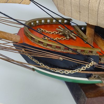 Maquette de bateau Fragata Siglo XVIII des années 1970. Fabriquée à la main. Fabriqué en Angleterre