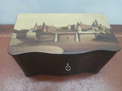 Russian tea box.