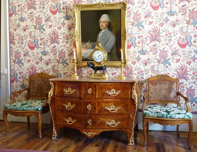 Mobilier de salon - 4 fauteuils cannés d'époque Régence Louis XV