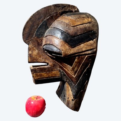 Kifwebe mask from Pierre Vérité Songye or Basonge gallery in Zaire