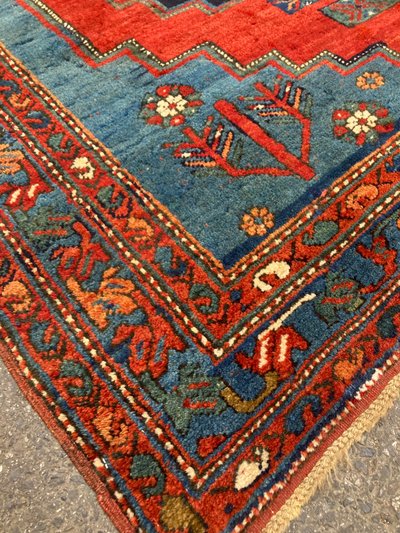 Caucasus rug early XX