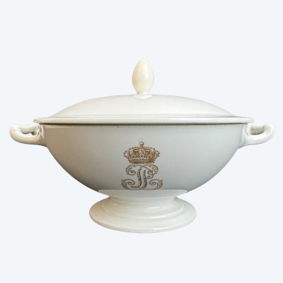 Gedeckte Schüssel aus Sèvres-Porzellan Louis-Philippe