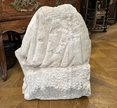 Skulptur aus weißem Stein Jungfrau der Frömmigkeit Pieta Gekreuzigter Christus XVII.