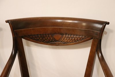 Antike Armlehnstühle aus Nussholz & Wiener Sraw, 2er Set
