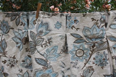 2 paires de rideaux tentures décor à l'Indienne en bleu époque 20ème