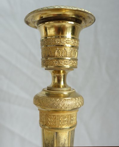 Ravrio: pair of Empire ormolu candlesticks variant Château de Fontainebleau