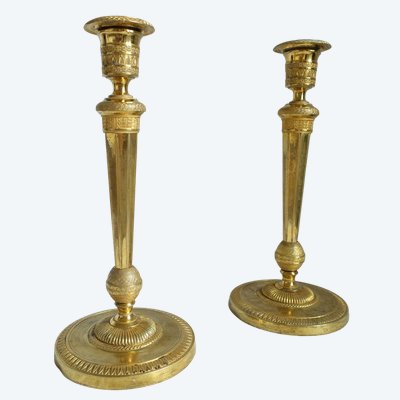 Ravrio: pair of Empire ormolu candlesticks variant Château de Fontainebleau