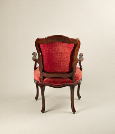 Four walnut armchairs, Venice, mid-18th century