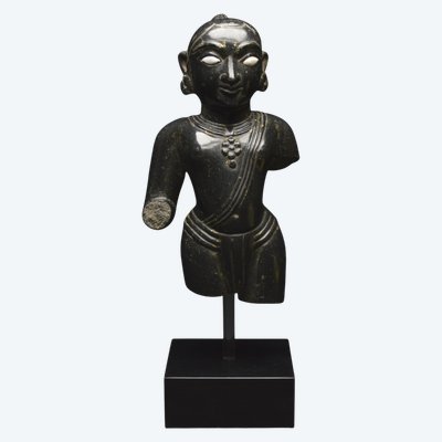 India, State of Gujarat, Medieval period, 15th century, Representation of Krishna, Black marble