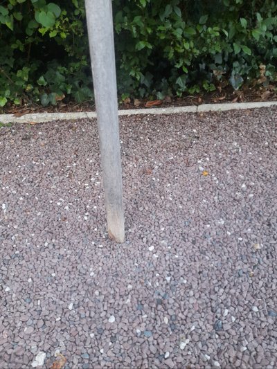 Vecchio tavolo da lavaggio