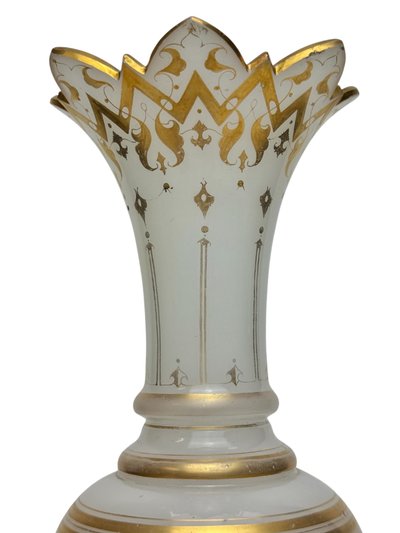 Baccarat - Opaline Vase