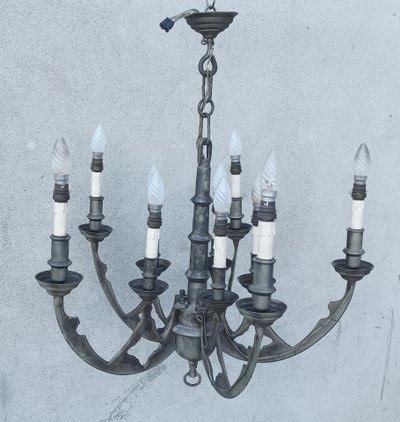 10-arm pewter Gothic-style chandelier