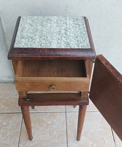 Louis XVI bedside table in burr cedar