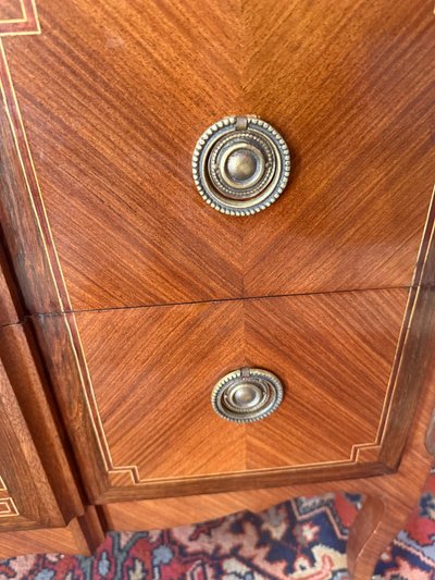 CASSETTIERA IN STILE DI TRANSIZIONE