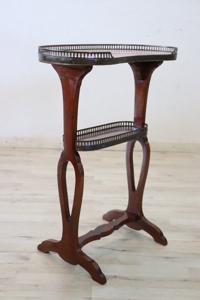 Antique Side Table in Walnut and Marble Top