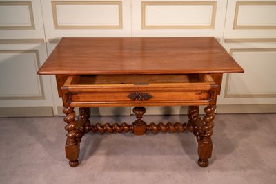 Table à écrire Louis XIII Bordelaise