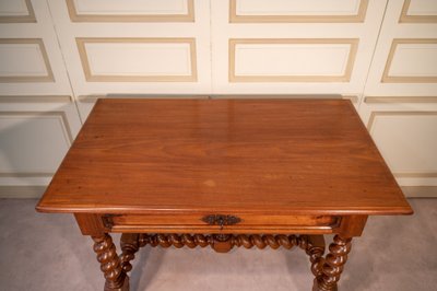 Table à écrire Louis XIII Bordelaise