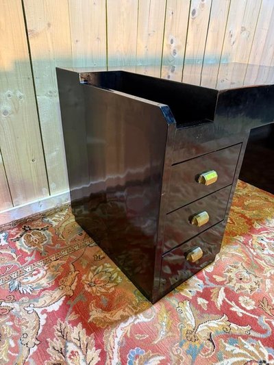 Bureau laqué noir de style Art Déco et sa chaise 