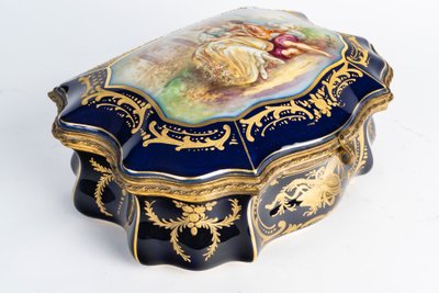 A Sèvres porcelain jewelry box, late 19th century
