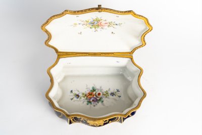 A Sèvres porcelain jewelry box, late 19th century