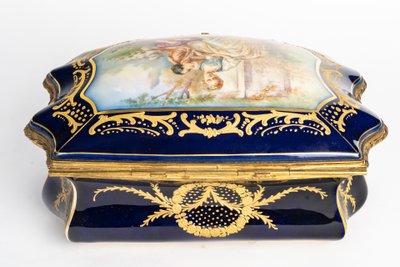 A Sèvres porcelain jewelry box, late 19th century
