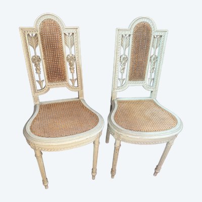 PAIRE DE CHAISES DE STYLE LOUIS XVI