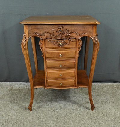 Walnut coffee table, Louis XV style - Early 20th century