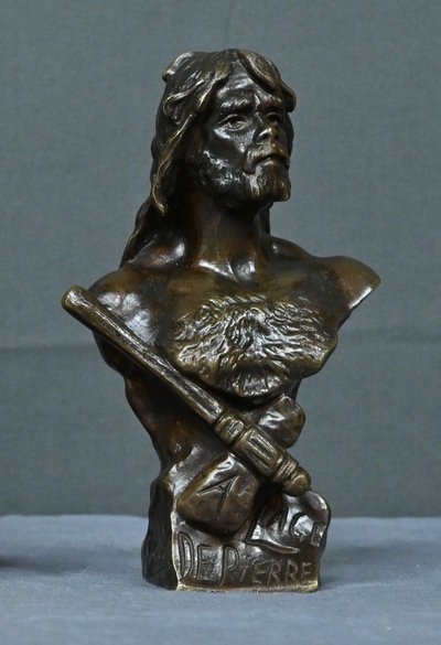 Paar Bronzebüsten "Steinzeit & Eisenzeit" signiert J. Garnier - Ende 19.