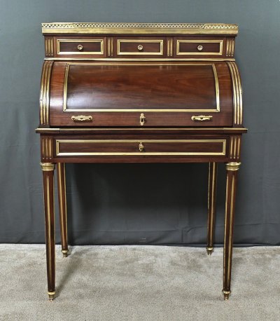Small Mahogany Cylinder Desk, Louis XVI style - Mid-19th century