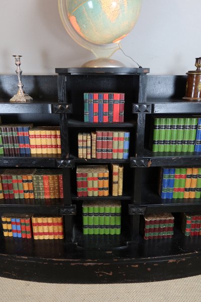 Library shelf