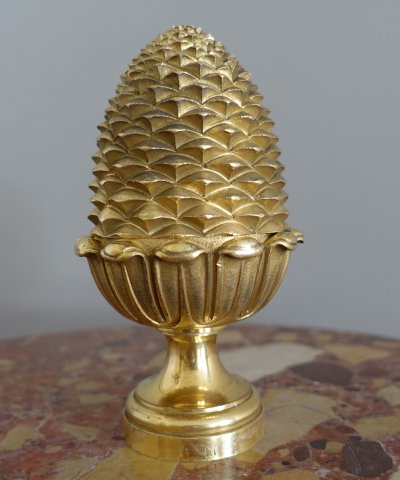 Kugel eines Schlosstreppengeländers aus vergoldeter Bronze - Stil Louis XVI Empire - Maison Fontaine