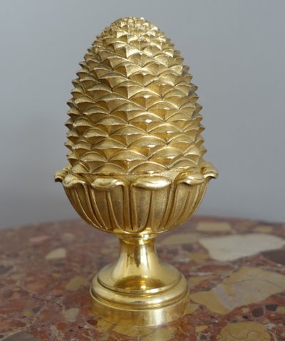 Kugel eines Schlosstreppengeländers aus vergoldeter Bronze - Stil Louis XVI Empire - Maison Fontaine