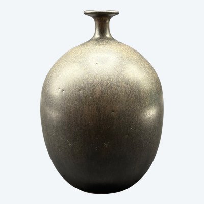 VASE AUS EMAILLIERTEM STEINZEUG