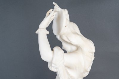 Eine Skulptur aus Alabaster G MARCHI, XIX.