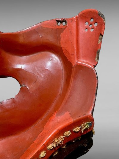 Maschera da samurai Mempo in ferro battuto - Periodo Edo (1603 - 1868).