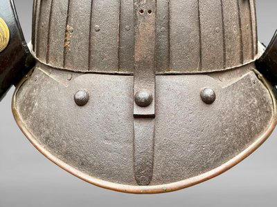 Kabuto da samurai in ferro battuto - Periodo Edo (1603-1868).