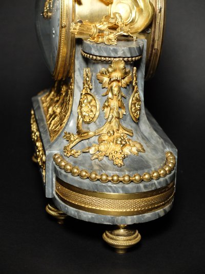 L'Amour et l'Amitié - Pendeluhr aus der Zeit von Ludwig XVI.