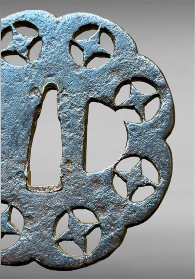 Tsuba Jû-mokkô Gata En Fer Forgé - Période Edo (1603-1868).