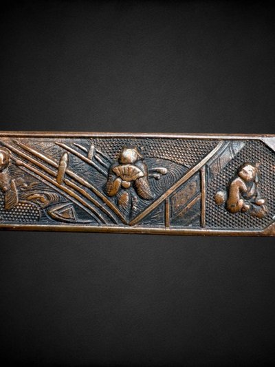 Kogai in rame, finemente lavorato - periodo Edo (1603 - 1868).