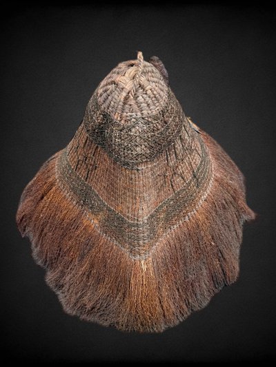 Culture Aïnu - Coiffe De Pluie En Fibre Végétale Tressée - XIXe Siècle.