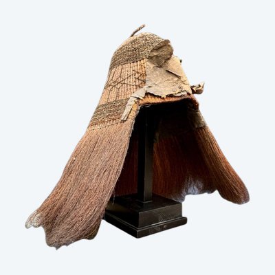 Culture Aïnu - Coiffe De Pluie En Fibre Végétale Tressée - XIXe Siècle.