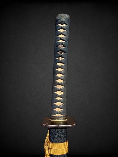 Spada Katana giapponese, firmata Kanetoshi, con certificato Nbthk - fine Edo.