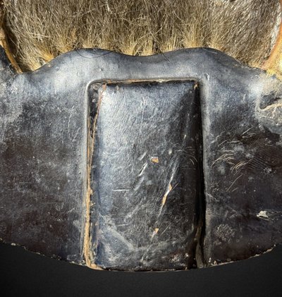 Maetate En Bois Sculpté Figurant Un Visage Grimaçant D’ Oni - Période Edo (1603 - 1868).