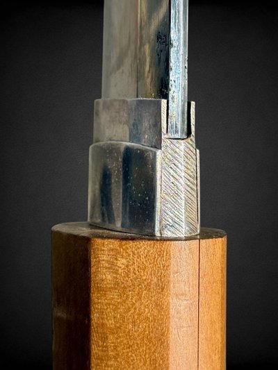 Sabre Japonais Katana, Signé Kunishige - Début Edo (XVIIe Siècle).